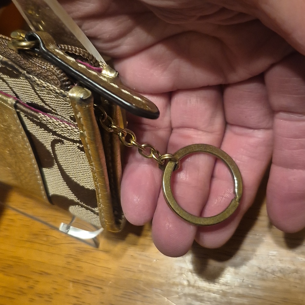 Euc Coach Bundle. - image 4